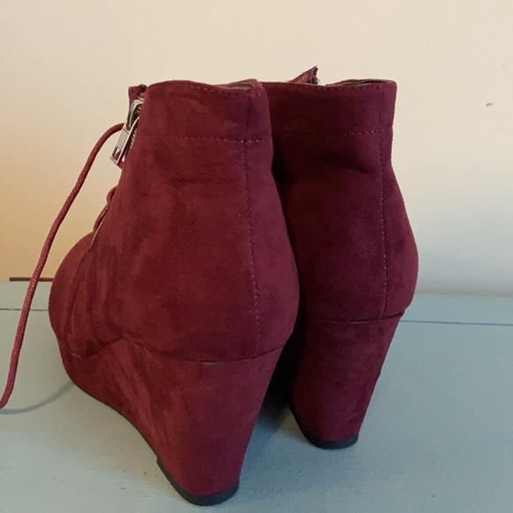 Women’s Wedge lace up heels - Picture 3 of 4